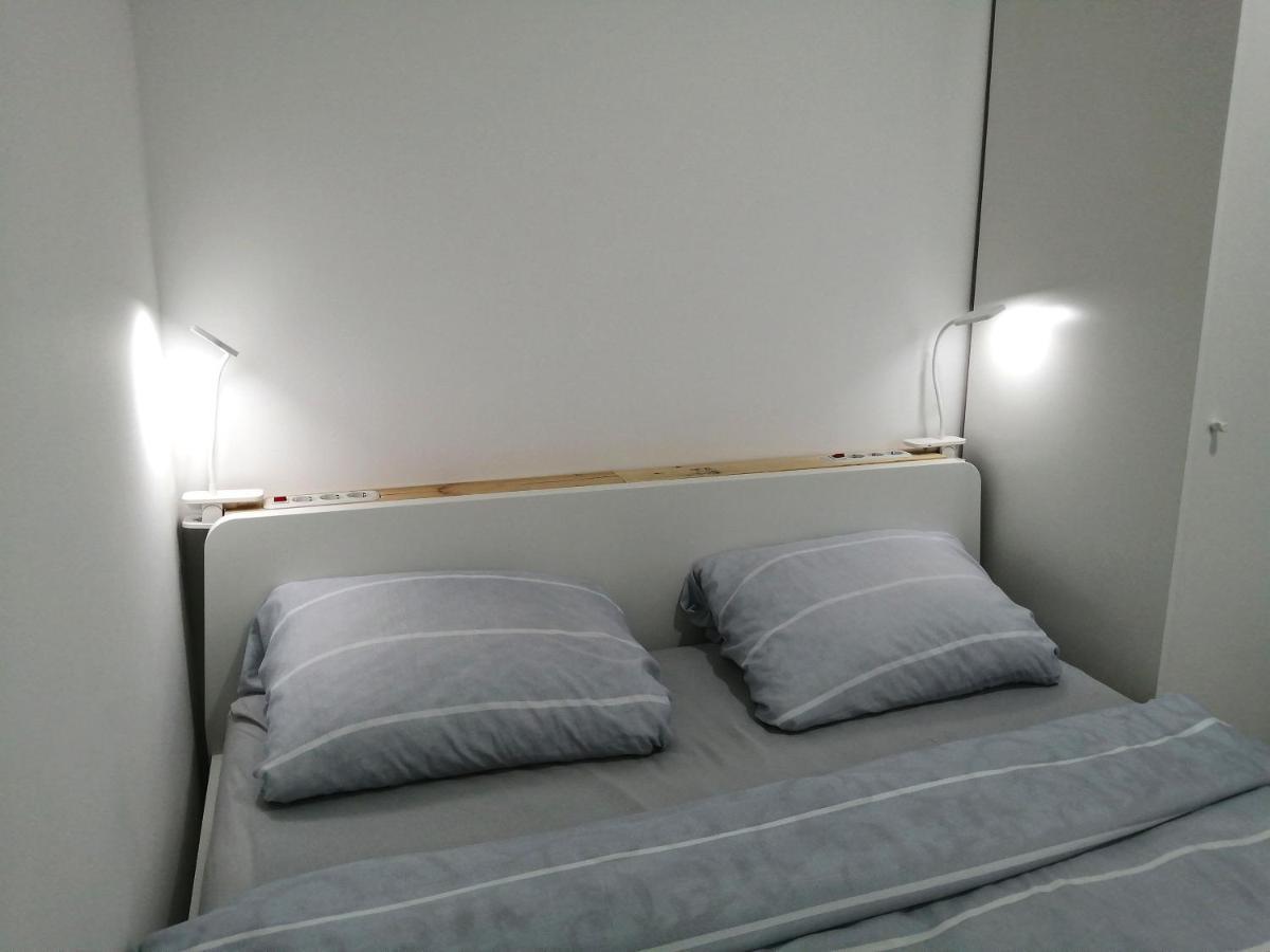 Nikas Apartman Donji Milanovac Eksteriør billede